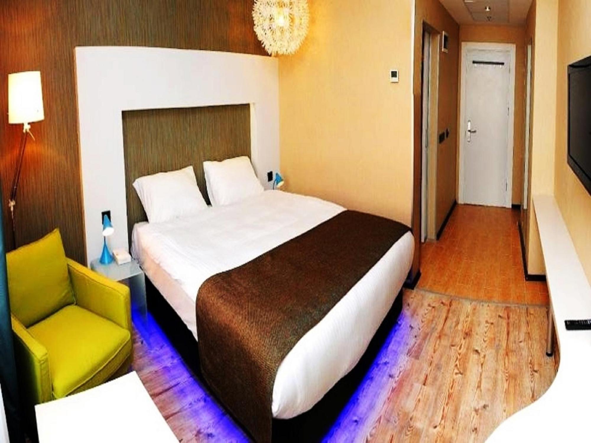 Готель Tempo 4levent 3*
