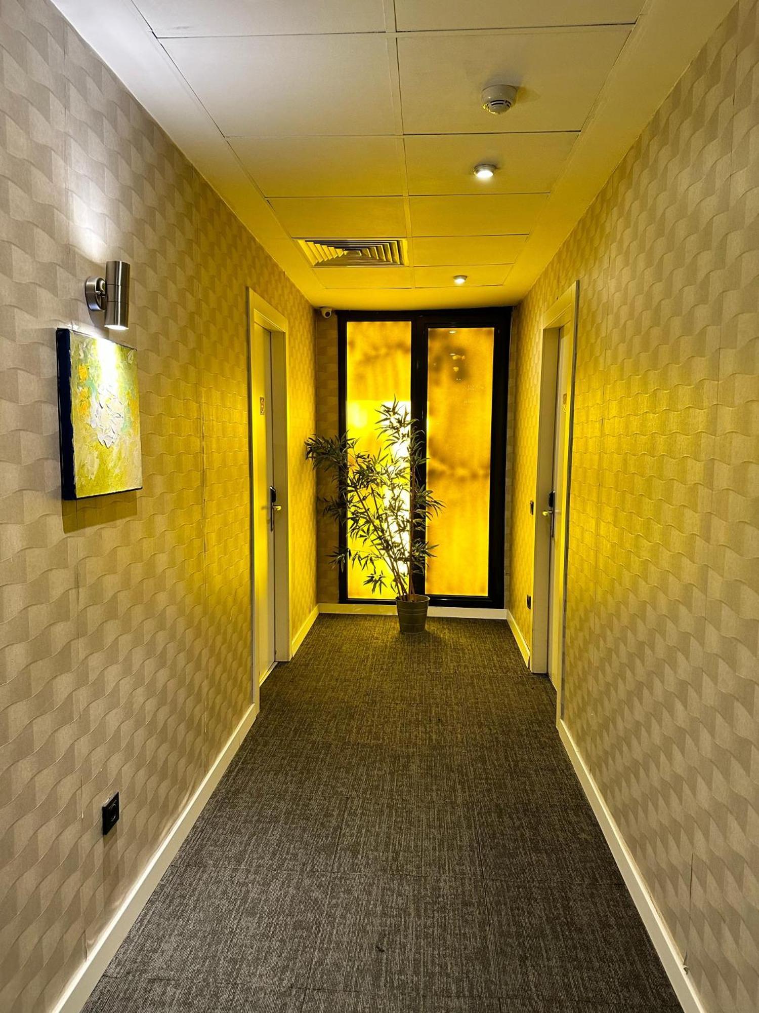 Tempo 4levent Готель 3*